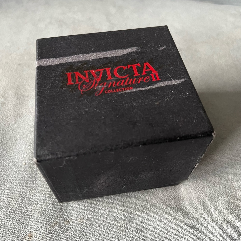 INVICTA Signature II Collection Watch Box 3.60x3.60x3 inches